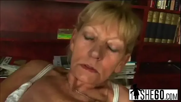 Big Abuela rubia sucia se la follan antes de chupar y. polla de chico mejores películas