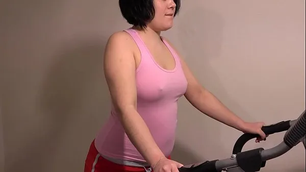 Big With an anal stopper on the treadmill, I combine fitness and orgasm and train juicy ass best Movies
