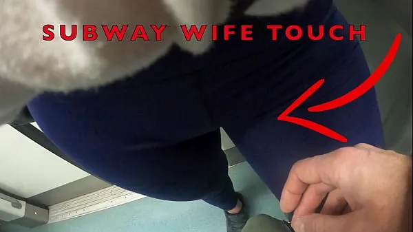 Grote My Wife Let Older Unknown Man to Touch her Pussy Lips Over her Spandex Leggings in Subway beste films