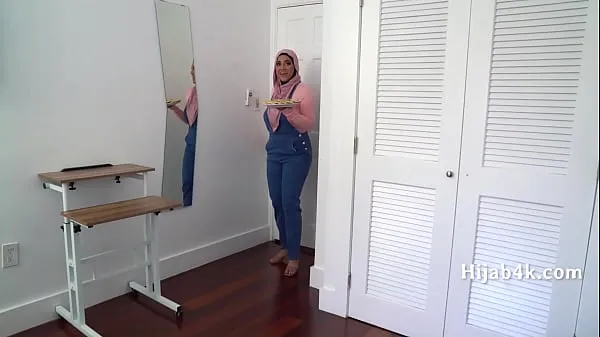 Big Corrupting My Chubby Hijab Wearing StepNiece en iyi Filmler